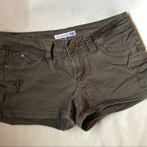 Wannabetterbutt Short Shorts